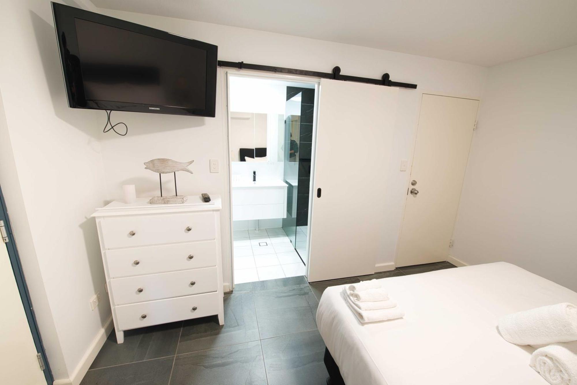 Nelson Bay Breeze Aparthotel Екстериор снимка